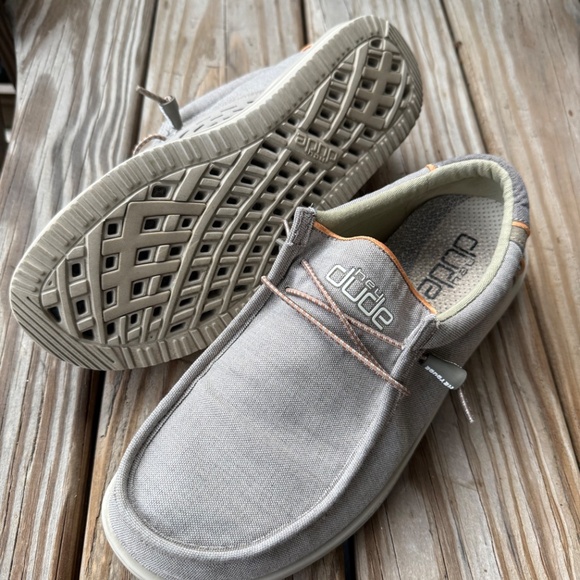 Hey Dude Wally Free Airflow Sahara size 10 - Picture 3 of 5